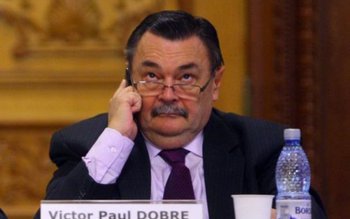 Victor Paul Dobre: „Administraţia publică, …