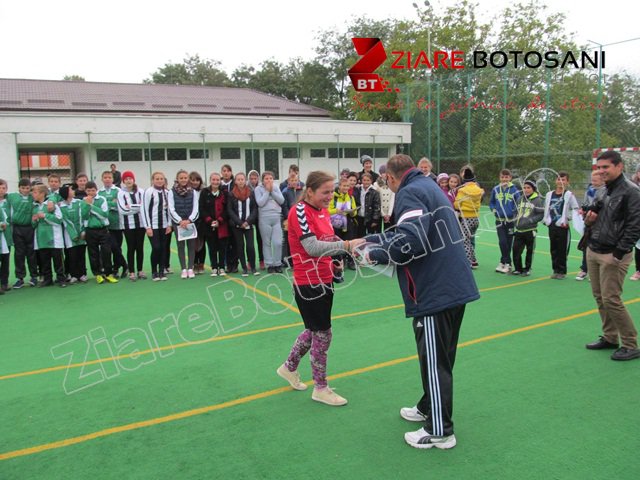 „Sport pentru viaţă” la IBĂNEŞTI - FOTO