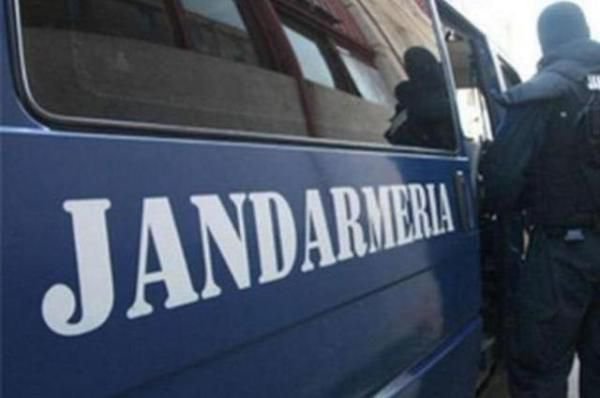  Țigări de contrabandă confiscate de jandarmii botoșăneni