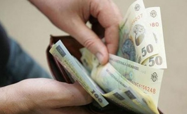 Veste bună pentru aproape 1 milion de români. Vor primi anticipat salariile pentru luna decembrie