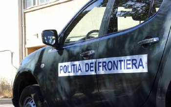 Aproximativ 300 litri de alcool, …