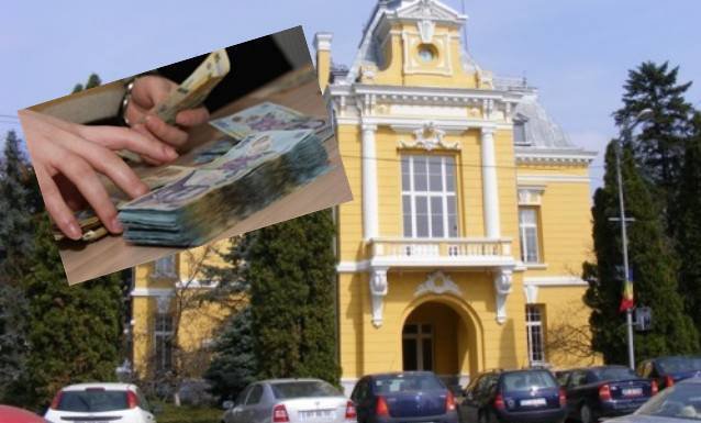 Peste o mie de burse vor fi acordate elevilor din municipiul Botoşani – Vezi proiectul de hotărâre