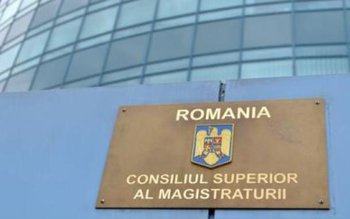 CSM: Magistraţii cu 10 ani …