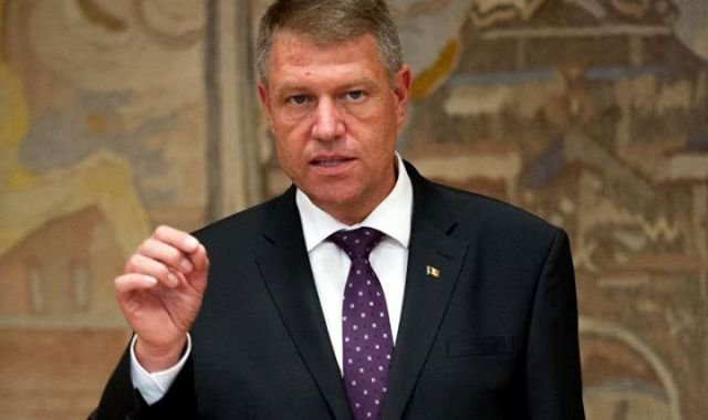 E oficial: Românii vor primi bani. Iohannis a dat legea!