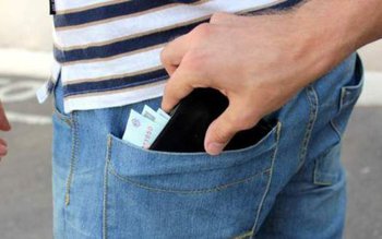 Două femei bănuite de comiterea …