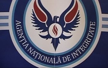 ANI: 25 de aleşi locali, …