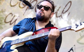 Basistul trupei Goodbye to Gravity, …