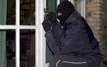 Botoșăneni bănuiți de comiterea unui …