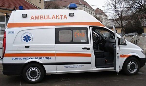  Angajat al unei societăți din Botoșani transportat de urgență la spital, după ce a suferit un accident la locul de muncă