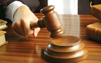 Administratorii societăţii „Tratoria Trade” şi …