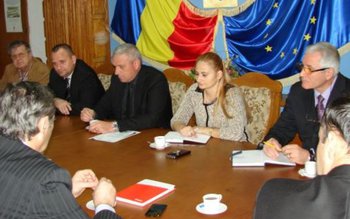 Dificultăţile cetăţenilor în relaţia cu …