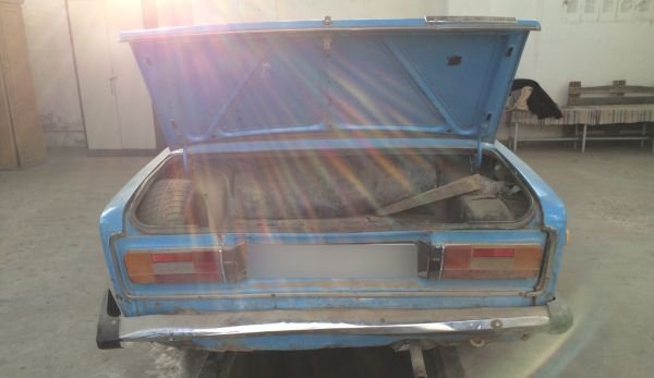  Polițiștii de frontieră au confiscat peste 900 pachete de ţigări de contrabandă. Vezi unde a încercat să le ascundă șoferul! - FOTO  