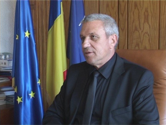 Prefectul salută dezamorsarea conflictului de la Liceul din Truşeşti