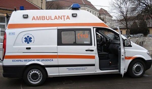 Angajat al unei societăți din Botoșani transportat de urgență la spital, după ce a suferit multiple traumatisme