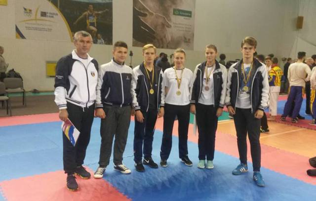 Botoșăneni medaliați la Campionatul național WKF