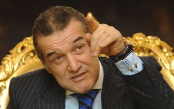 Gigi Becali îşi face partid …