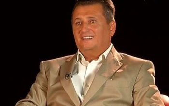 Nea Marin a semnat încă …