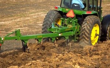 Fermierii, din nou la mâna …