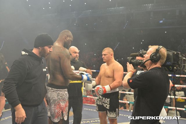 Adversarul lui Cătălin Moroşanu din gala de la Torino a fost suspendat pe viaţă din Superkombat