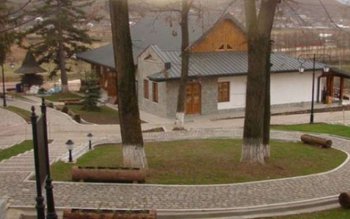 Lucrările de reabilitare a complexului …