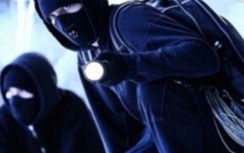 Minori dorohoieni bănuiţi de tâlhărie