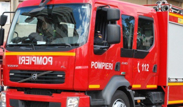 Sfaturi de la pompierii botoşăneni pentru prevenirea incendiilor în noaptea dintre ani