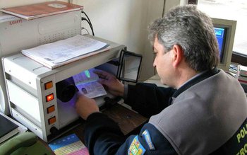 Permis fals depistat la controlul …