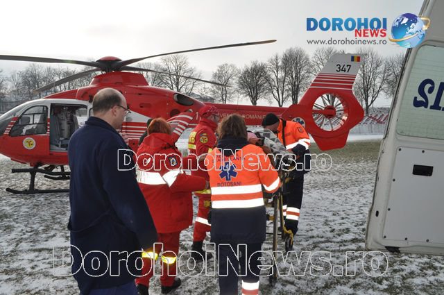 Femeie preluată de urgență de la Dorohoi, de un elicopter SMURD - FOTO