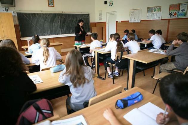 Schimbări majore pentru elevi în 2016. Vezi când se termină anul şcolar şi ce se întâmplă cu examenele naţionale