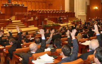 Avalanşă de proiecte în Parlament. …