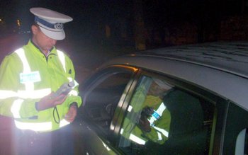Conducători auto depistaţi în trafic …