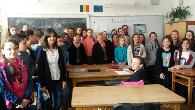 Școala Gimnazială „Grigore Antipa” Botoșani - Omagiu adus lui Eminescu - NUMAI POETUL... – FOTO