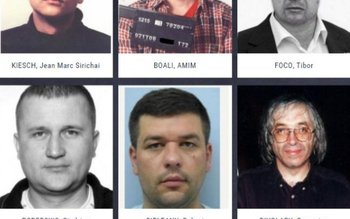 Doi români, printre cei mai …