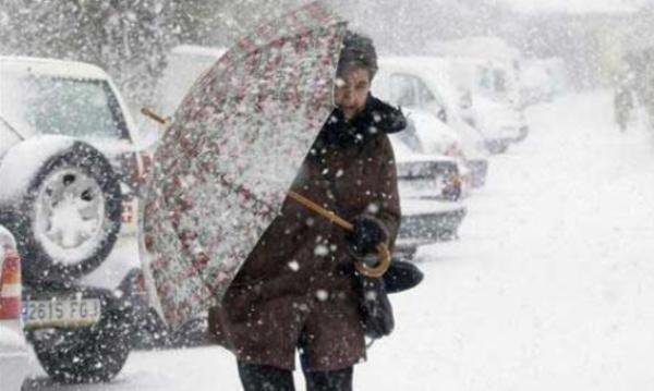 Atenție botoșăneni, vremea rea revine! Informare meteo de ninsori şi viscol!