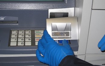 DIICOT: 14 persoane au fost …