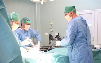 Neatenția l-a costat mâna dreaptă