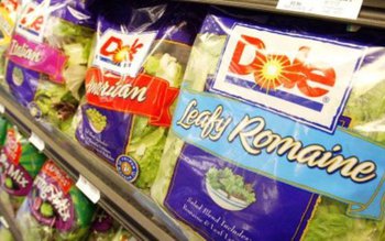 Atenţie la salata la pungă! …