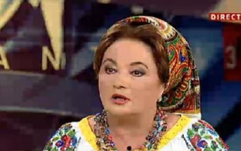 Laura Lavric şi-a dat fiul …