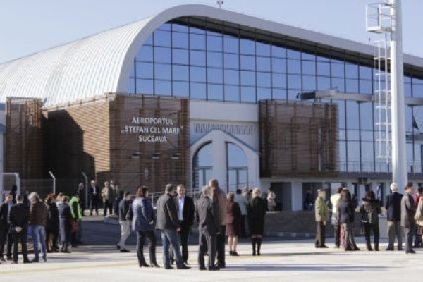 Primul zbor internaţional de la Suceava anunţat printr-o întâlnire oficială