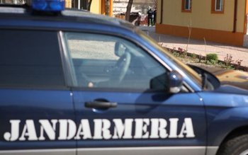 Trei copii au dat nas …