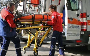 Vezi ce daune morale și …