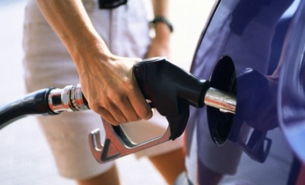Autoritățile închid benzinăriile care vând combustibil de calitate scăzută