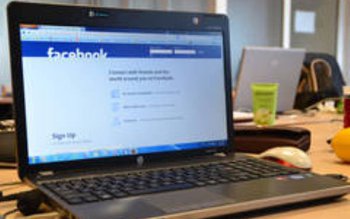 Director Facebook, arestat pentru că …