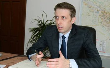 Primarul invită partidele la consultările …