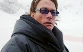 Jean Claude Van Damme, în …