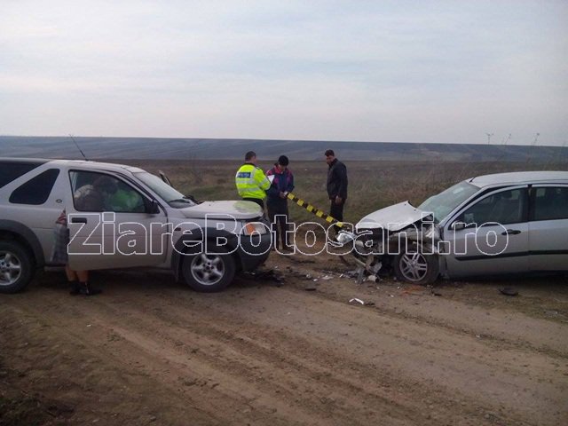 Accident violent! Trei adulţi şi doi copii răniţi, după ce două autoturisme s-au ciocnit - FOTO