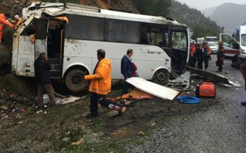 Doi români morţi şi alţi …