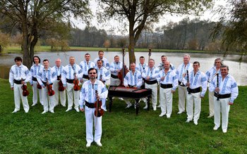 Orchestra „Rapsozii Botoșanilor” invitată astăzi …