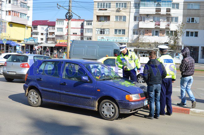 Accident GRAV în zona Stadionului Municipal! Bărbat luat pe capotă de o maşină