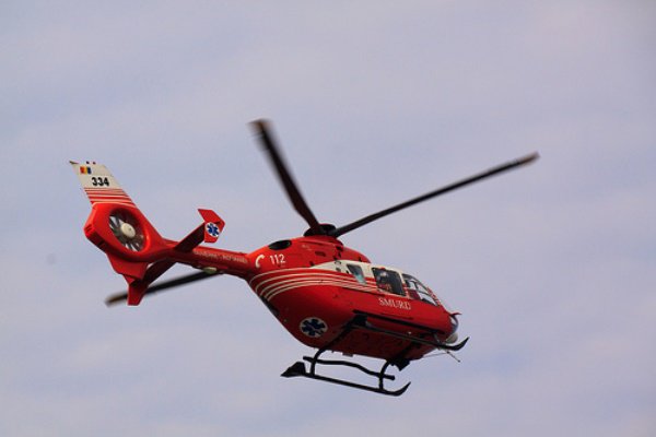 Elicopter SMURD chemat la Botoșani pentru un bărbat aflat în stare gravă